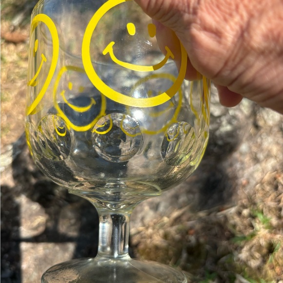 Vintage Smiley Face Goblet Beer Glass Excellent Condition 70s - Picture 5 of 8